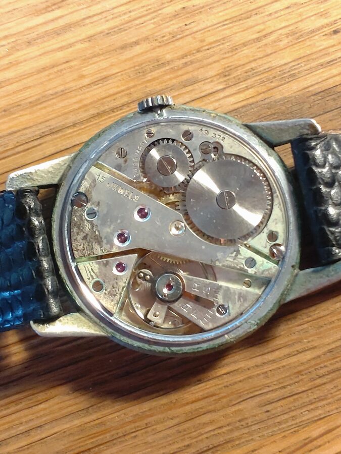 1937 Ancora d'Ouro watch, detail view